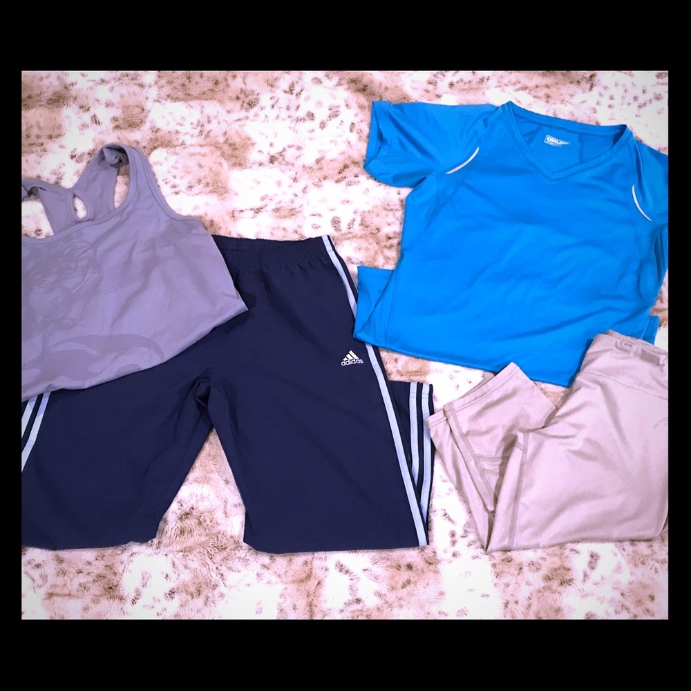 Ladies 4 piece workout bundle!